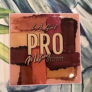 L.A. Girl Pro Mastery Eyeshadow Palette NWT